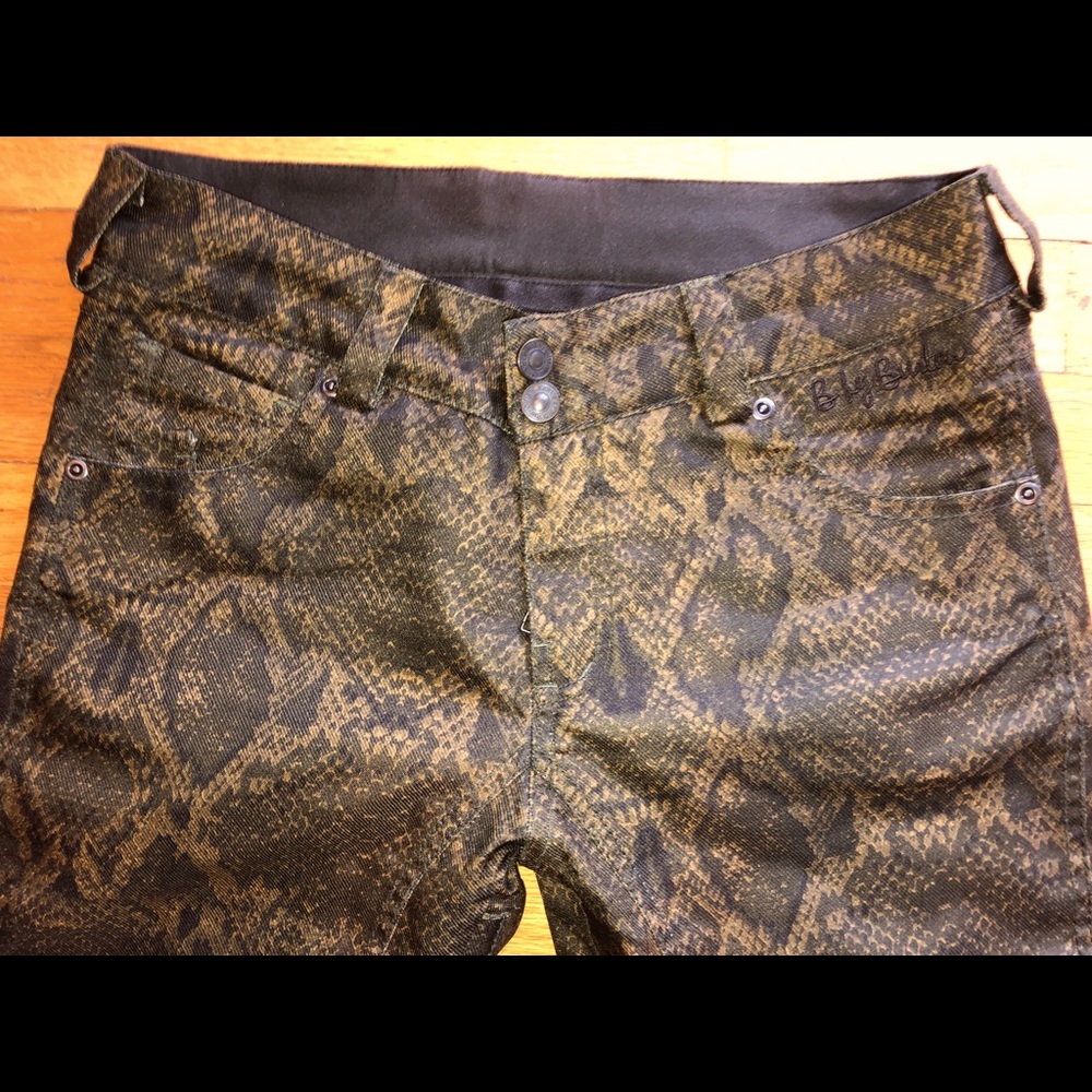 B by Burton snow snowboard ski pants